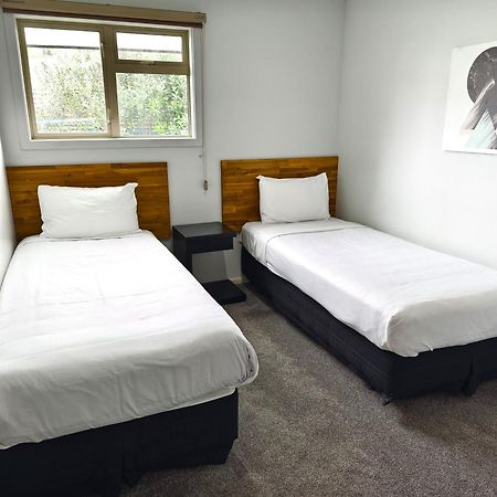 Hideaway Of Rotorua Motel Стая снимка