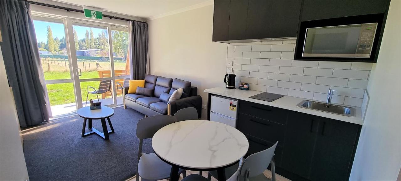 Hideaway Of Rotorua Motel Стая снимка